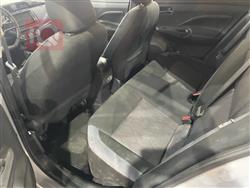 نيسان فيرسا